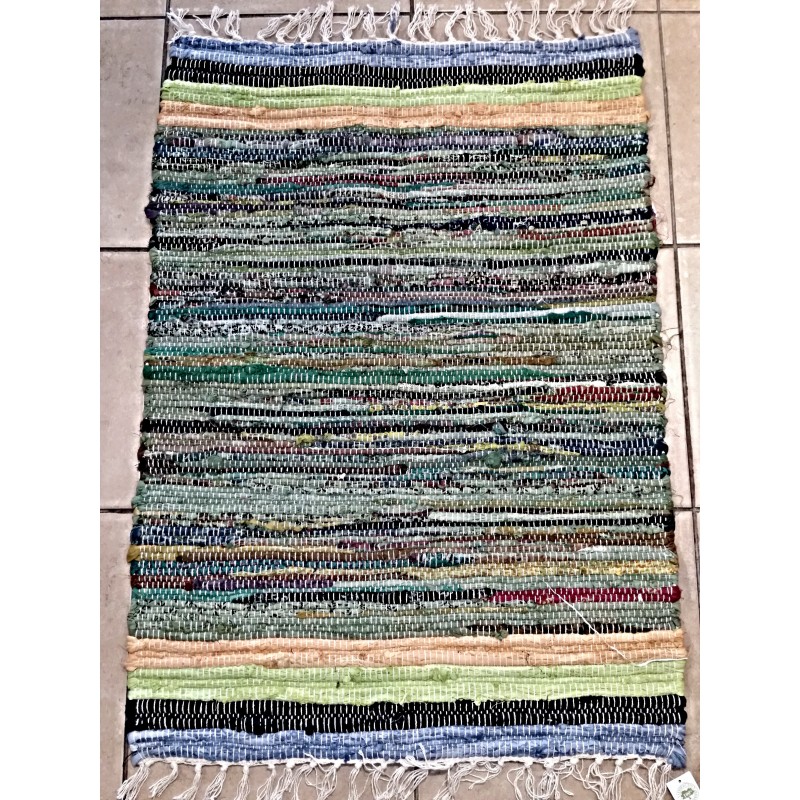 TAPIS 90 CM SUR 64 CM