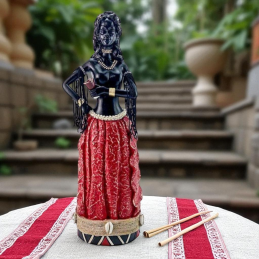 POMBA GIRA STATUE