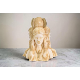 Statue d’Hécate – Figurine de la Déesse de la Magie et des Mystères Grecs