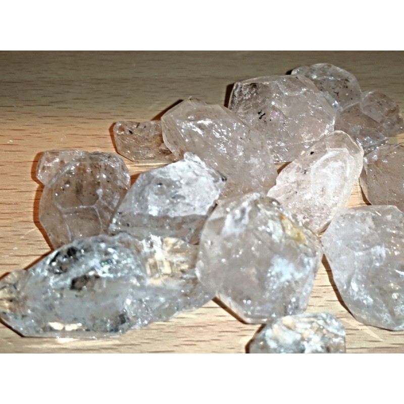 DIAMANT HERKIMER 2 A 3 CM DIAMANT HERKIMER 2 A 3 CM